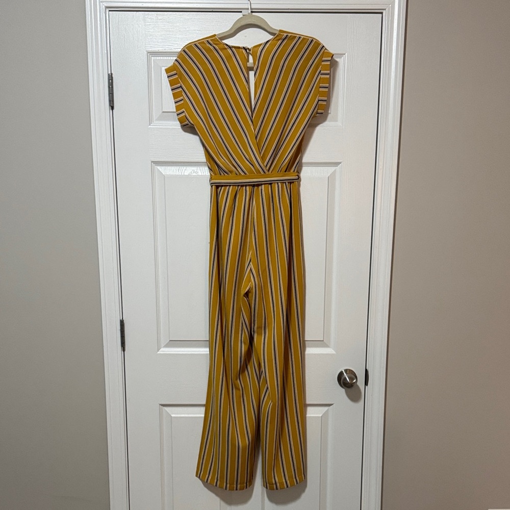 Monteau Mustard and White Striped Top - Picture 3 of 4